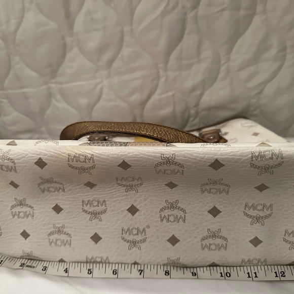 MCM White and Gold Tote Bag - Picture 4 of 16